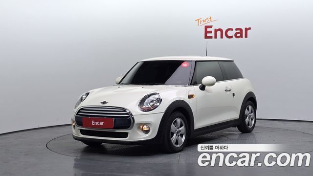 Mini Cooper 2015 — photo 1