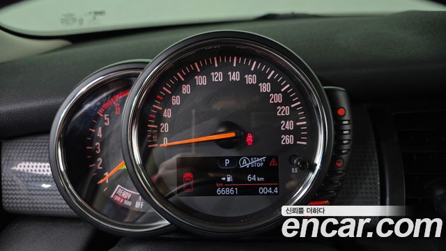 Mini Cooper 2015 — photo 8