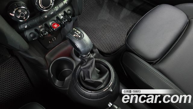 Mini Cooper 2015 — photo 9