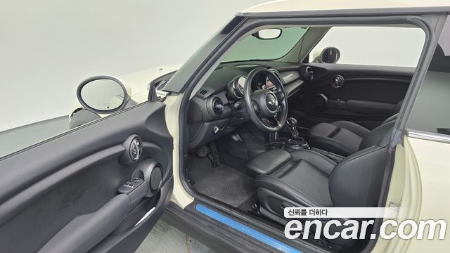 Mini Cooper 2015 — photo 10