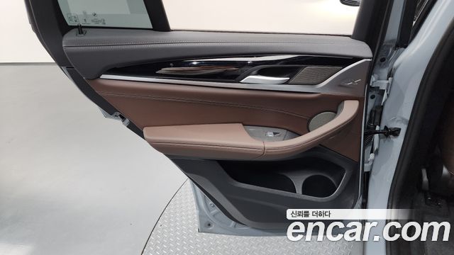 BMW X4 2025 — photo 15