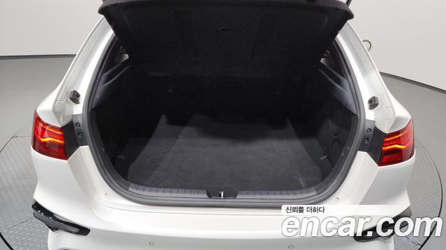 Kia K3 2019 — photo 26