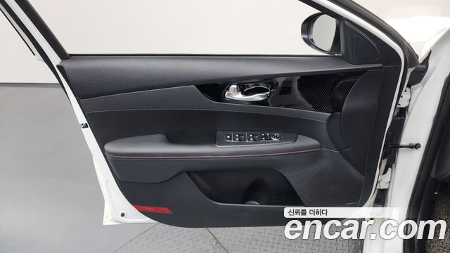Kia K3 2019 — photo 14