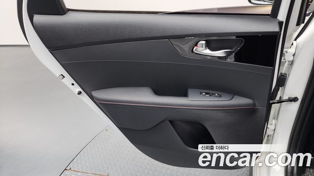 Kia K3 2019 — photo 15