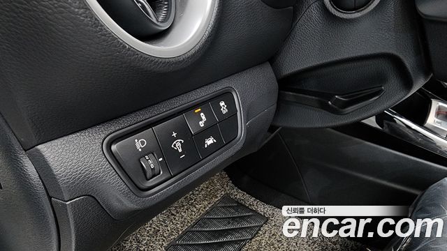 Kia K3 2019 — photo 28