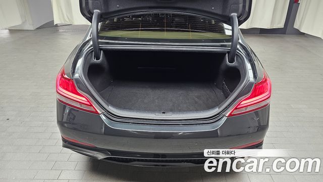 Genesis G70 2018 — photo 20