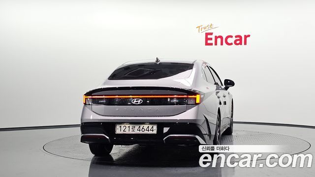 Hyundai Sonata 2025 — photo 4