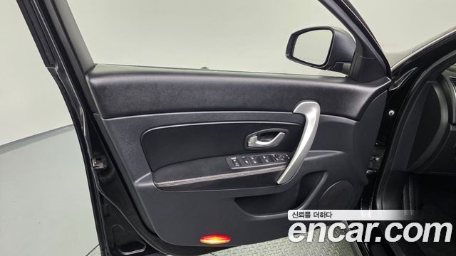 Renault Korea SM5  2014 — photo 14