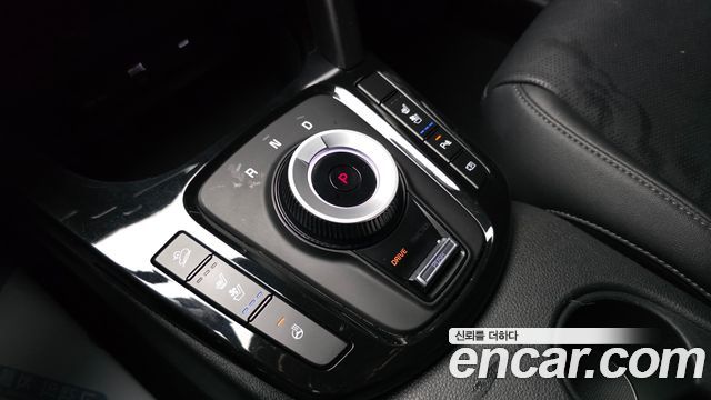 Kia Seltos 2025 — photo 9