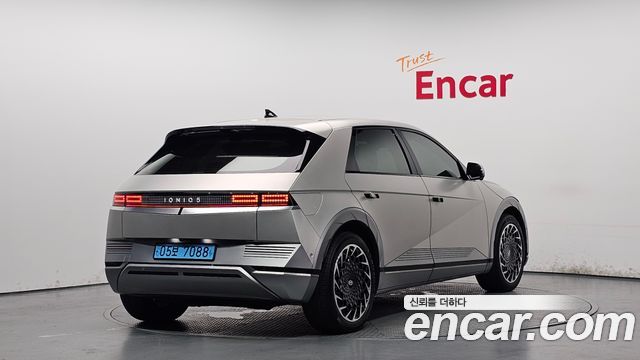 Hyundai Ioniq5 2023 — photo 2