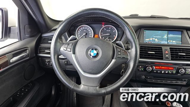 BMW X6 2013 — photo 13