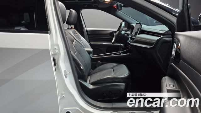 Jeep Compass 2022 — photo 16