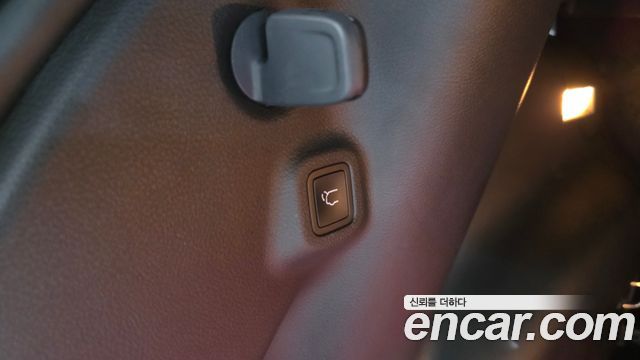 Jeep Compass 2022 — photo 29
