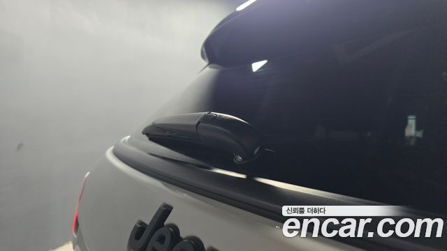 Jeep Compass 2022 — photo 30