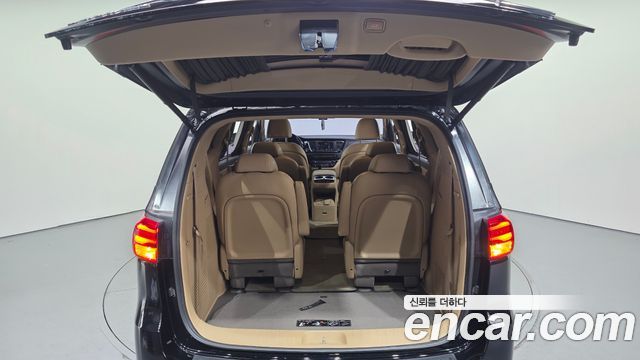 Kia Canival 2019 — photo 30
