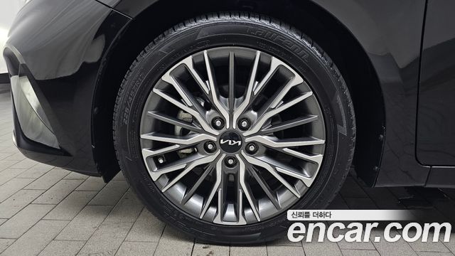 Kia K3 2022 — photo 5