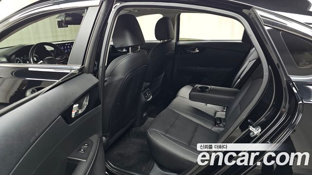 Kia K3 2022 — photo 18