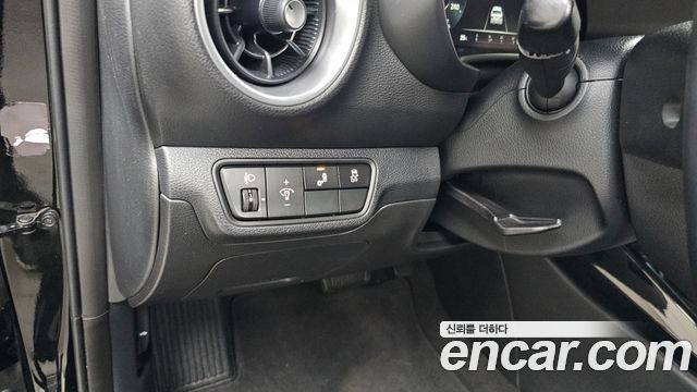 Kia K3 2022 — photo 23