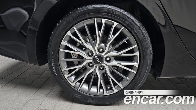 Kia K3 2022 — photo 7