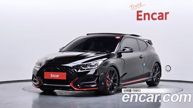 Hyundai Veloster 2022 — photo 1