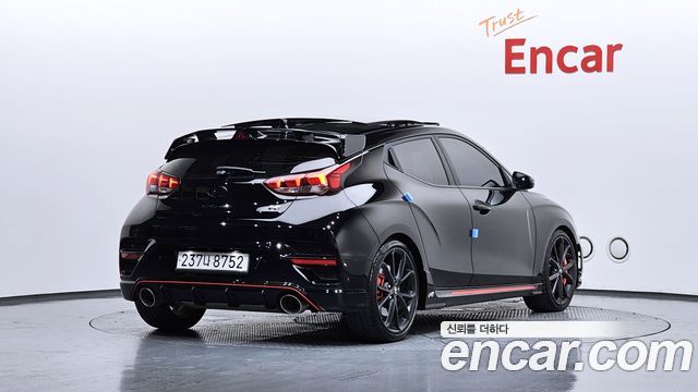 Hyundai Veloster 2022 — photo 2