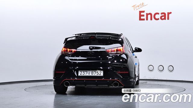 Hyundai Veloster 2022 — photo 4