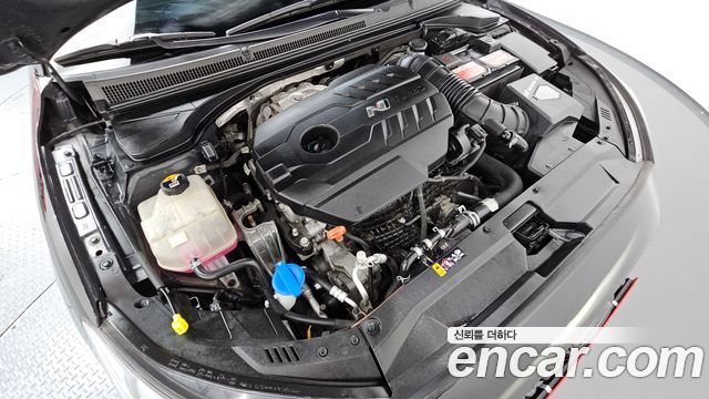 Hyundai Veloster 2022 — photo 6