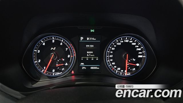 Hyundai Veloster 2022 — photo 11