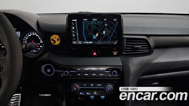 Hyundai Veloster 2022 — photo 18