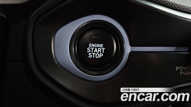 Hyundai Veloster 2022 — photo 26
