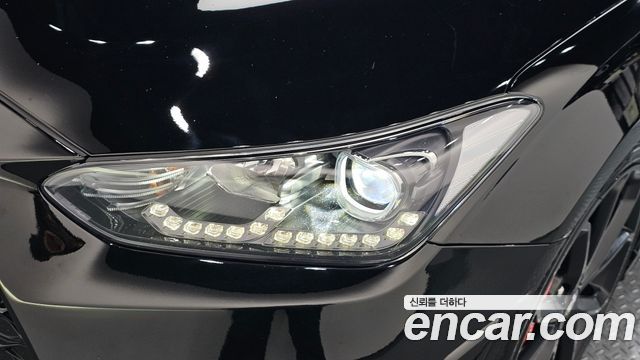 Hyundai Veloster 2022 — photo 8