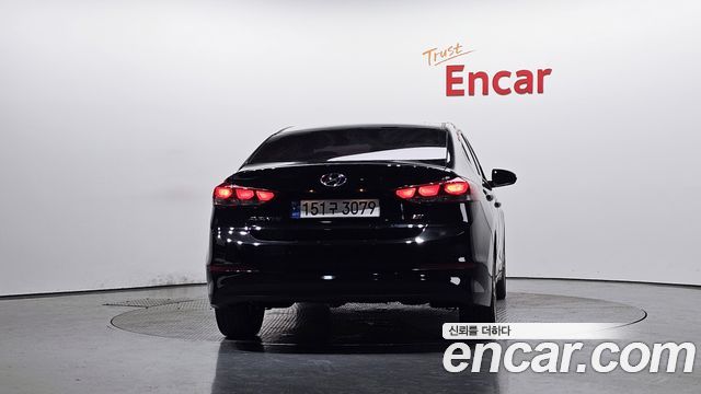 Hyundai AVANTE 2017 — photo 4