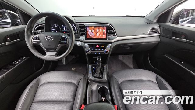 Hyundai AVANTE 2017 — photo 7
