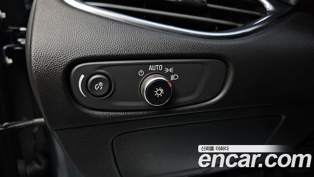 Chevrolet Korea Malibu 2020 — photo 22