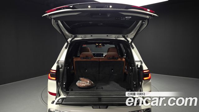 BMW X7 2025 — photo 20