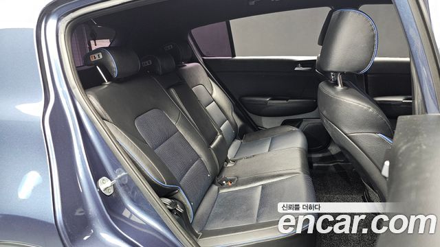 Kia Sportage 2016 — photo 17