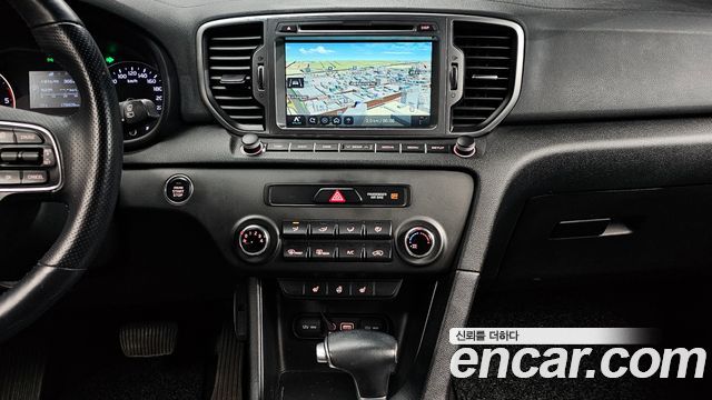 Kia Sportage 2016 — photo 19