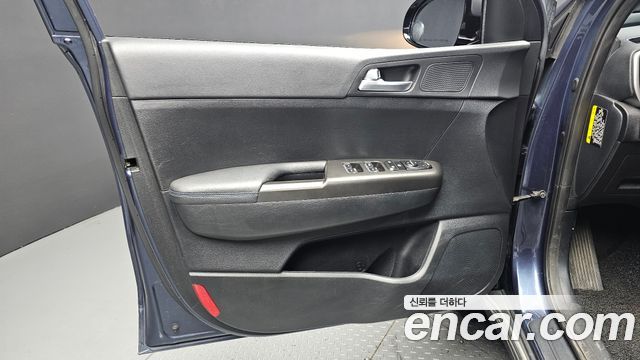 Kia Sportage 2016 — photo 14