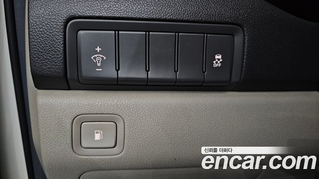 Kia Canival 2016 — photo 13