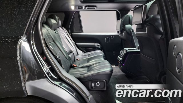 Land Rover Range Rover 2017 — photo 17