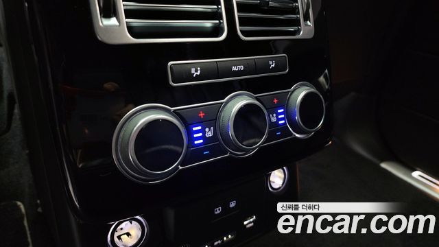 Land Rover Range Rover 2017 — photo 22