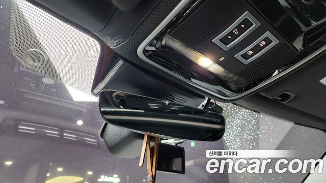 Land Rover Range Rover 2017 — photo 27