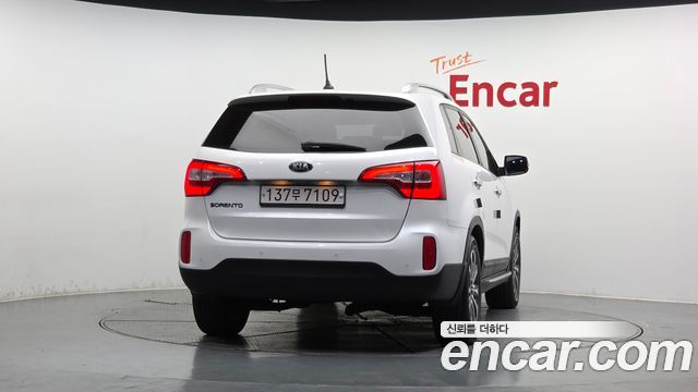 Kia Sorento 2013 — photo 4