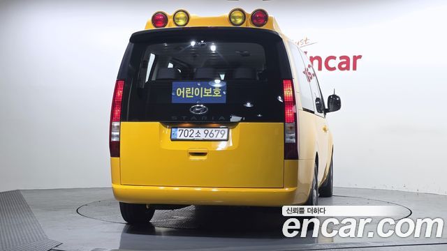 Hyundai Staria 2024 — photo 4
