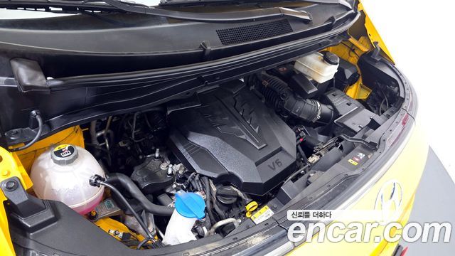 Hyundai Staria 2024 — photo 6