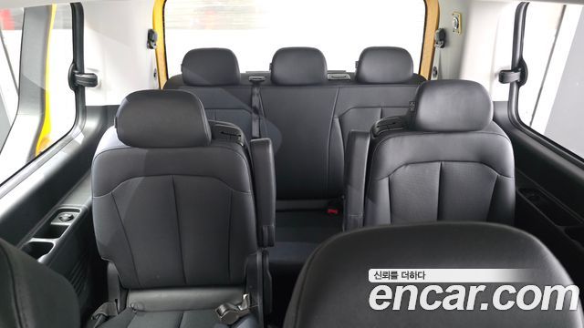 Hyundai Staria 2024 — photo 19