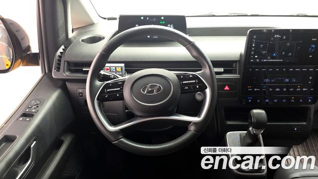 Hyundai Staria 2024 — photo 20