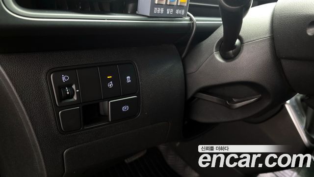 Hyundai Staria 2024 — photo 27