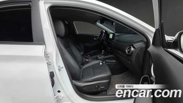 Hyundai Kona 2022 — photo 13