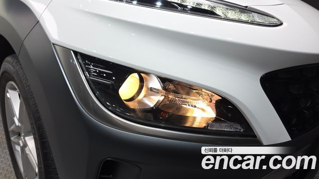 Hyundai Kona 2022 — photo 8